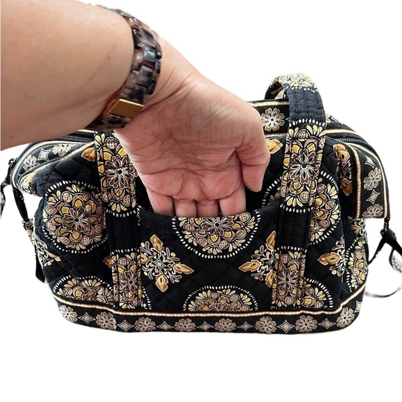 Stephanie Dawn Quilted Handbag Purse - Picture 8 of 9